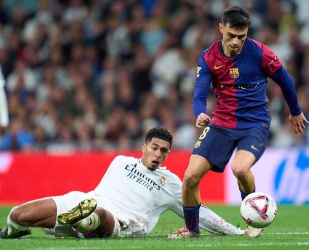 国家德比大获全胜 哈维社媒晒球员庆祝照:团队 国家德比大获全胜 哈维社媒晒球员庆祝照:团队